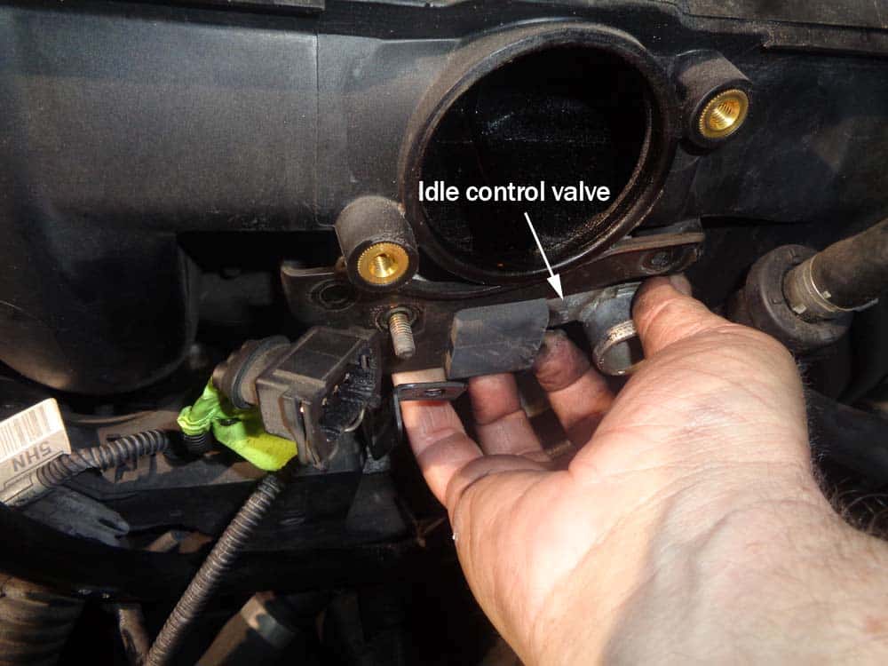 See U0870 repair manual